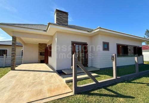Casa à Venda no Balneário Atlântico, Arroio do Sal – Perto da Praia