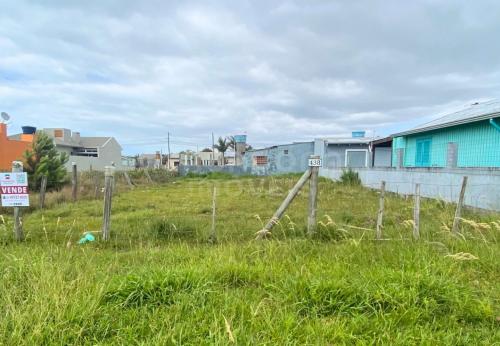 Oportunidade de Terreno Amplo no Balneário São Pedro em Arroio do Sal