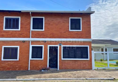 Apartamento mobiliado próximo ao centro e da praia em Arroio do Sal
